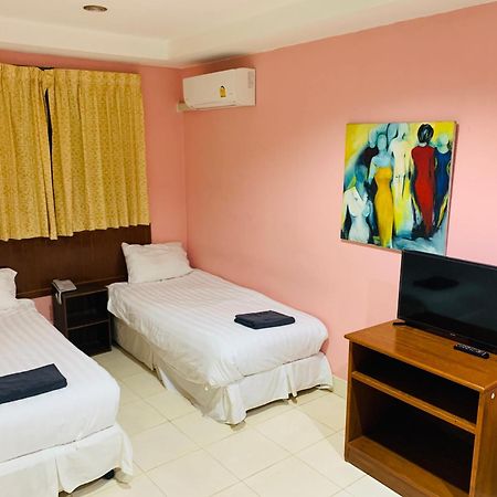 Sun & Beach Pattaya Exterior foto