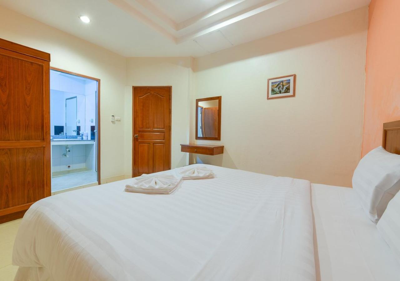 Sun & Beach Pattaya Exterior foto